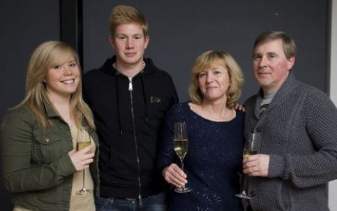Stefanie De Bruyne with her parents and brother Kevin De Bruyne.